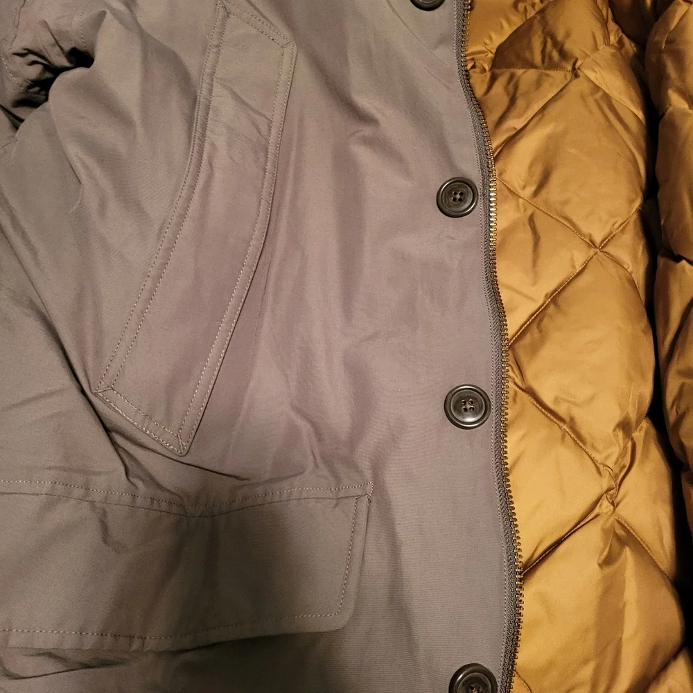 Coat - Picture 5 of 10